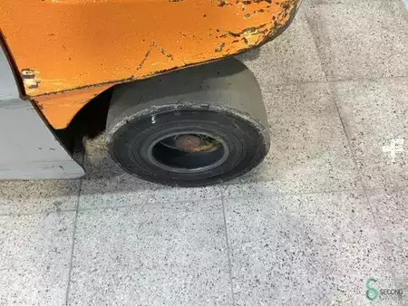 Eléctrica de 4 ruedas 2019  Still RX60-50 (17)