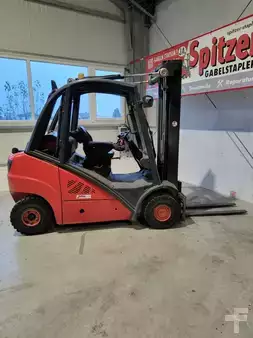Treibgasstapler 2010  Linde H25T-01 (6)