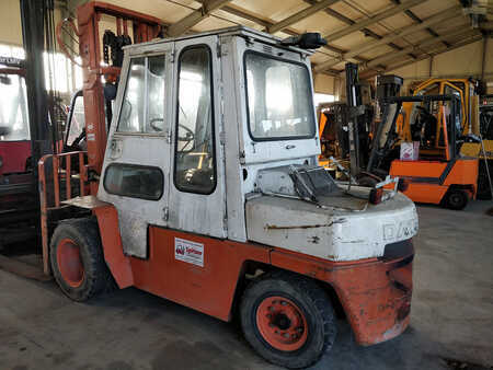 Dieselstapler - Datsun YGF03A40TU (2)