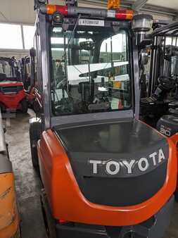 Dieselstapler 2019 Toyota 02-8FDJF35 (2)