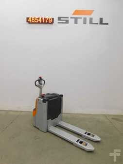 Stapelaars 2015 Still EXUH18/NBAT/1190X560 (4)