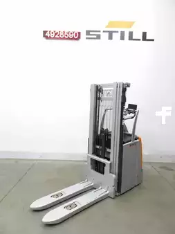 Stacker stå på 2015  Still EXV-SF20/NWEBATT (3)