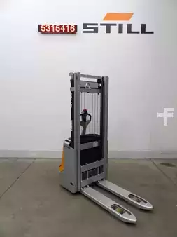 Apilador eléctrico 2017  Still EXV12/NWEBAT/VO1000 (4)