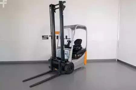 Carrelli elettrici 3 ruote 2022  Still RX-50-13 (1)