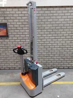 Pallet Stackers 2024  Still ECV10C (2)