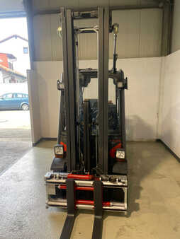 Propane Forklifts 2014  Linde H25T (3) 