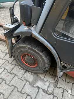 Treibgasstapler 2013  Linde H25T (4)