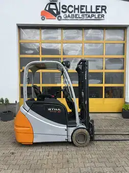 Elektro 4 Rad 2012  Still RX20-20 (1)