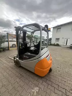 Elektro 4 Rad 2012  Still RX20-20 (2)