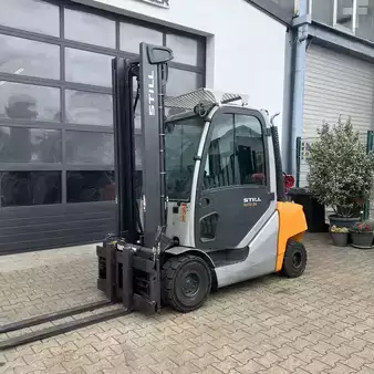 LPG VZV 2016  Still RX70-35T (3)