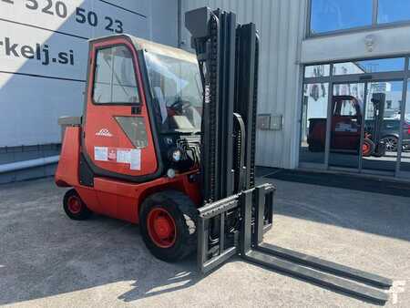 Elektromos 4 kerekű 2000  Linde E35P (2)