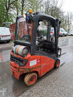 Gázüzemű targoncák 2010  Linde H16T (1)
