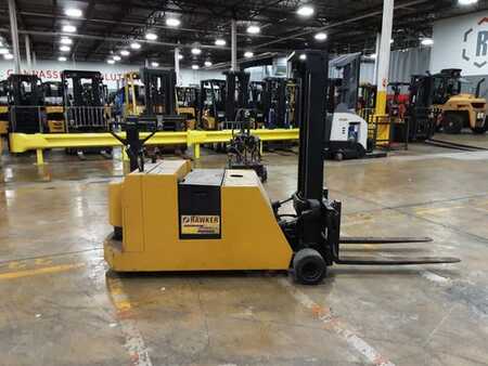 Stackers stand-on Yale MCW040