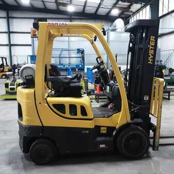 Propane Forklifts 2017  Hyster S50FT (1)