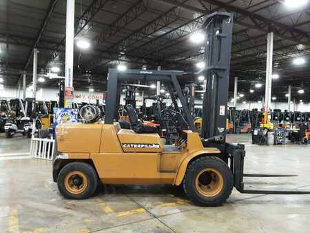 Eléctrica de 4 ruedas CAT Lift Trucks GP50K