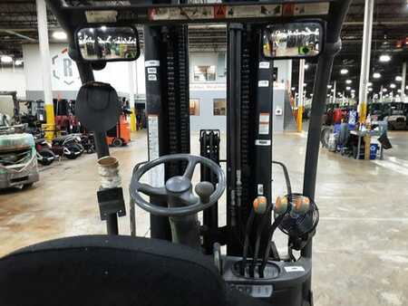 Propane Forklifts 2018  Crown C5 1000-50 (6)