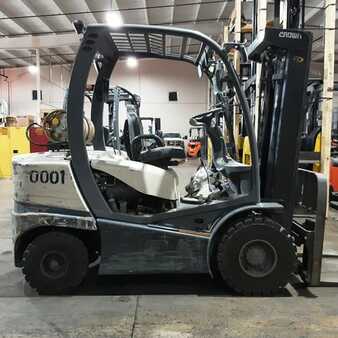 Propane Forklifts 2015  Crown C5 1050-50 (1)