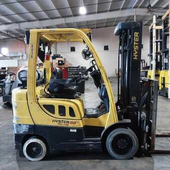 Propane Forklifts 2017  Hyster S60FT (1)