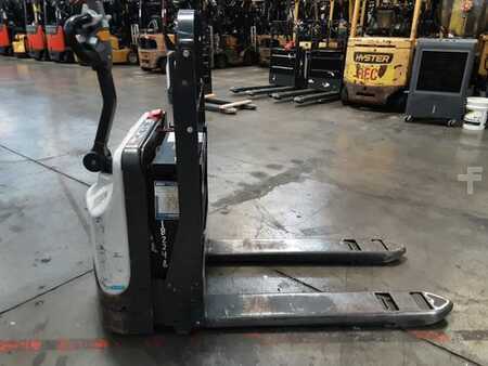 Electric Pallet Jacks Unicarriers WLXT2W7S22V