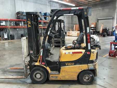 Propane Forklifts 2019  Yale GLP030 (4)