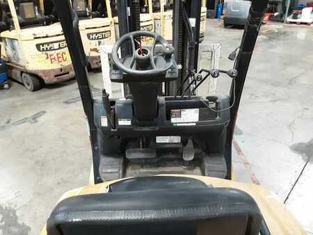 Propane Forklifts 2019  Yale GLP030 (6)
