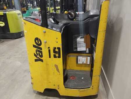 Stackers stand-on 2018  Yale ESC040 (6) 
