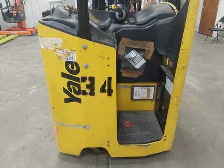 Stackers stand-on 2018  Yale ESC040 (6) 