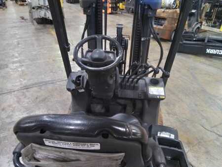 Propane Forklifts 2020  CAT Lift Trucks 2C6500 (6)