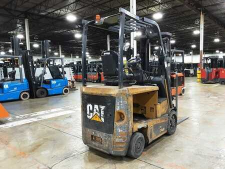 4 Wheels 2018  CAT Lift Trucks EC25N2 (2)