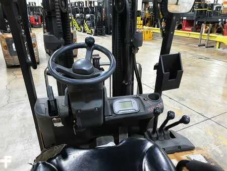 4 Wheels 2018  CAT Lift Trucks EC25N2 (6)