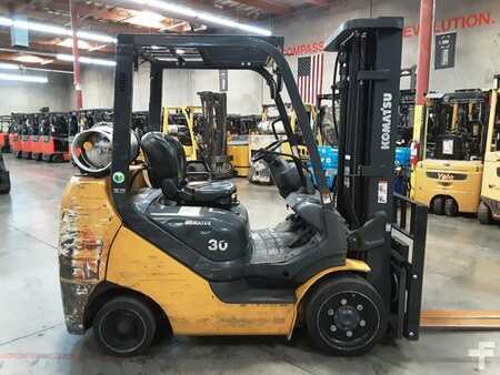 Propane Forklifts 2017  Komatsu FG30SHT-16 (1)