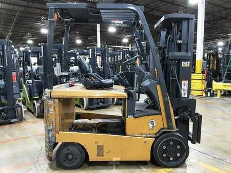 4 Wheels 2017  CAT Lift Trucks EC25EN2 (1)