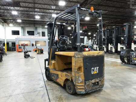 4 Wheels 2017  CAT Lift Trucks EC25EN2 (3)