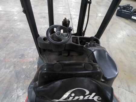 Propane Forklifts 2018  Linde H20CT (6)