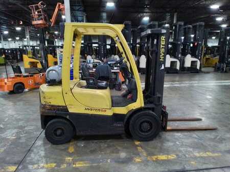 Propane Forklifts 2013  Hyster H50FT (1)