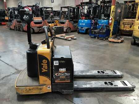 Electric Pallet Jacks 2018  Yale MPE060 (1)