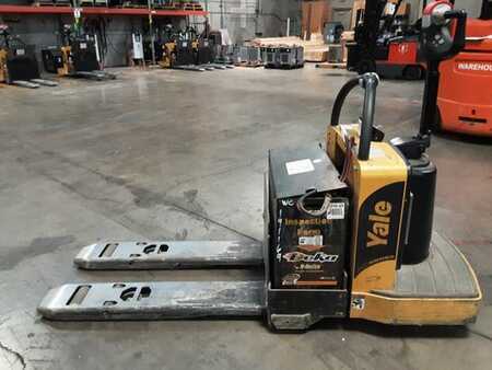 Electric Pallet Jacks 2018  Yale MPE060 (4)