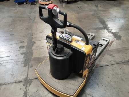 Electric Pallet Jacks 2018  Yale MPE060 (6)