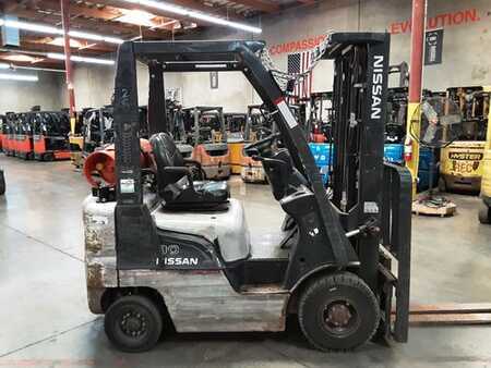 Propane Forklifts 2014  Nissan MP1F1A15LV (1)