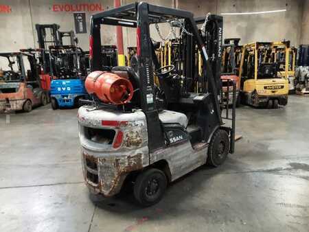 Propane Forklifts 2014  Nissan MP1F1A15LV (2)