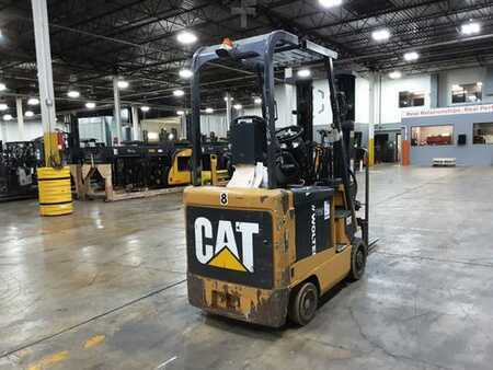 4 Wheels 2018  CAT Lift Trucks E3500 (2)