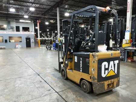 4 Wheels 2018  CAT Lift Trucks E3500 (3)