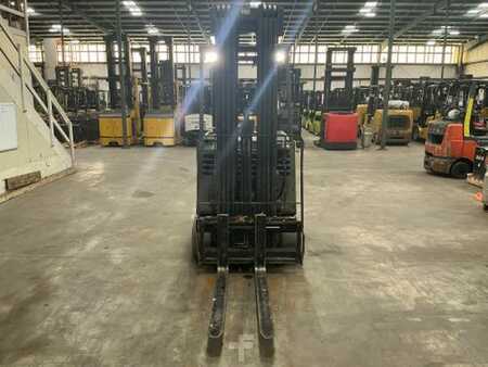 Stackers stand-on 2016  Clark ESX25 (5)