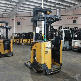 Reach Trucks 2019  Yale NR040 (3)