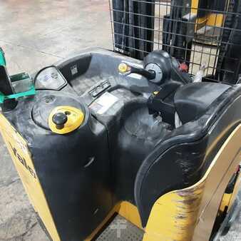 Reach Trucks 2019  Yale NR040 (6)