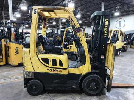 Propane Forklifts 2017  Hyster S50FT (1)