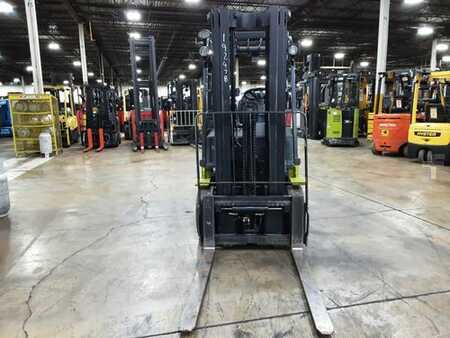 Propane Forklifts 2016  Clark C25CL (5)