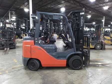 Propane Forklifts 2014  Toyota 8FGC35U (1)