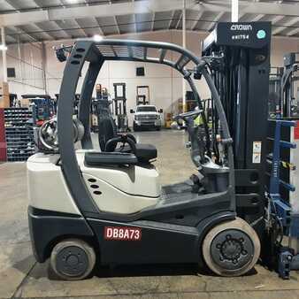 Propane Forklifts 2019  Crown C5 1000-50 (1)