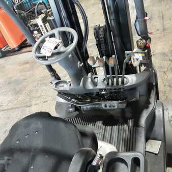 Propane Forklifts 2016  Crown C5 1000-50 (6)